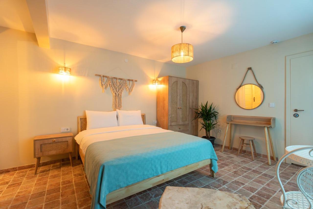 Aya Butik Otel Adalar Exteriör bild