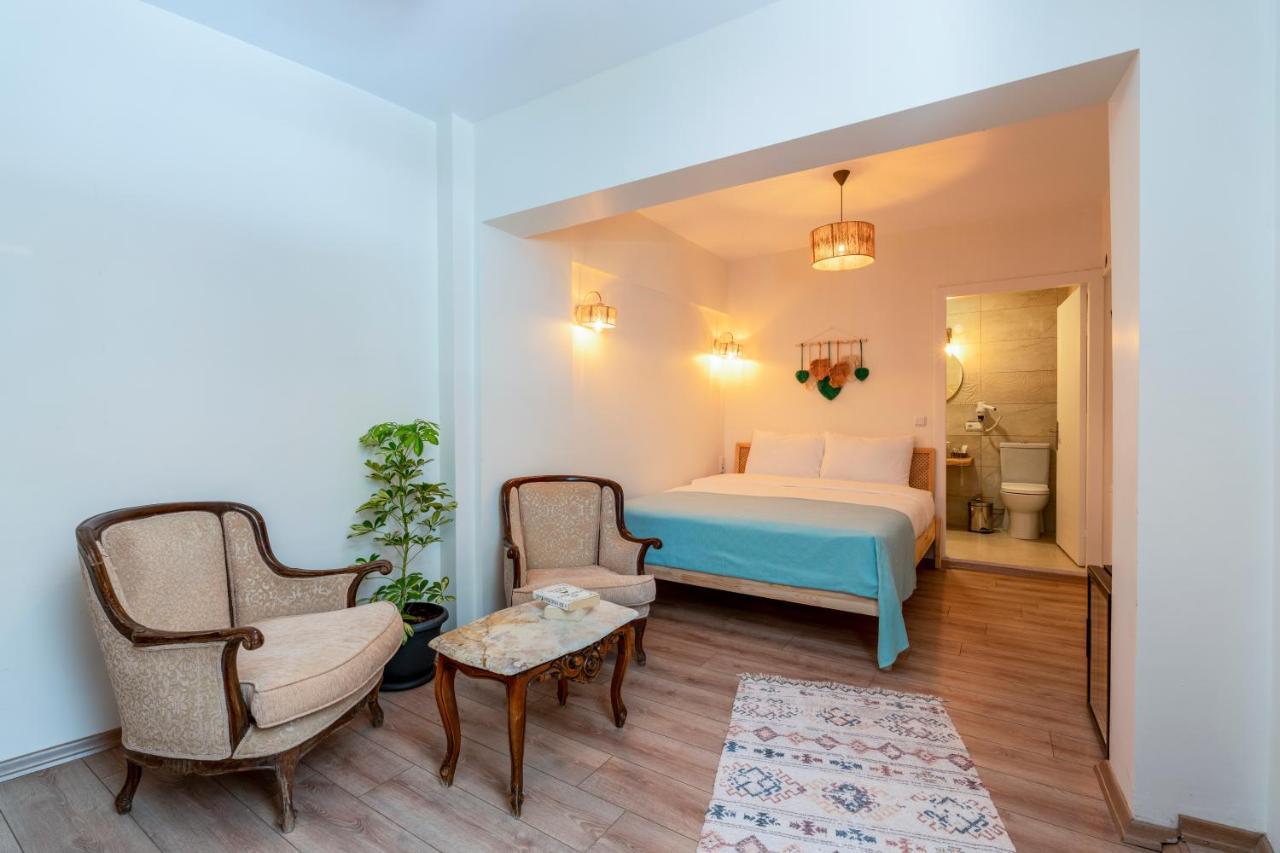 Aya Butik Otel Adalar Exteriör bild