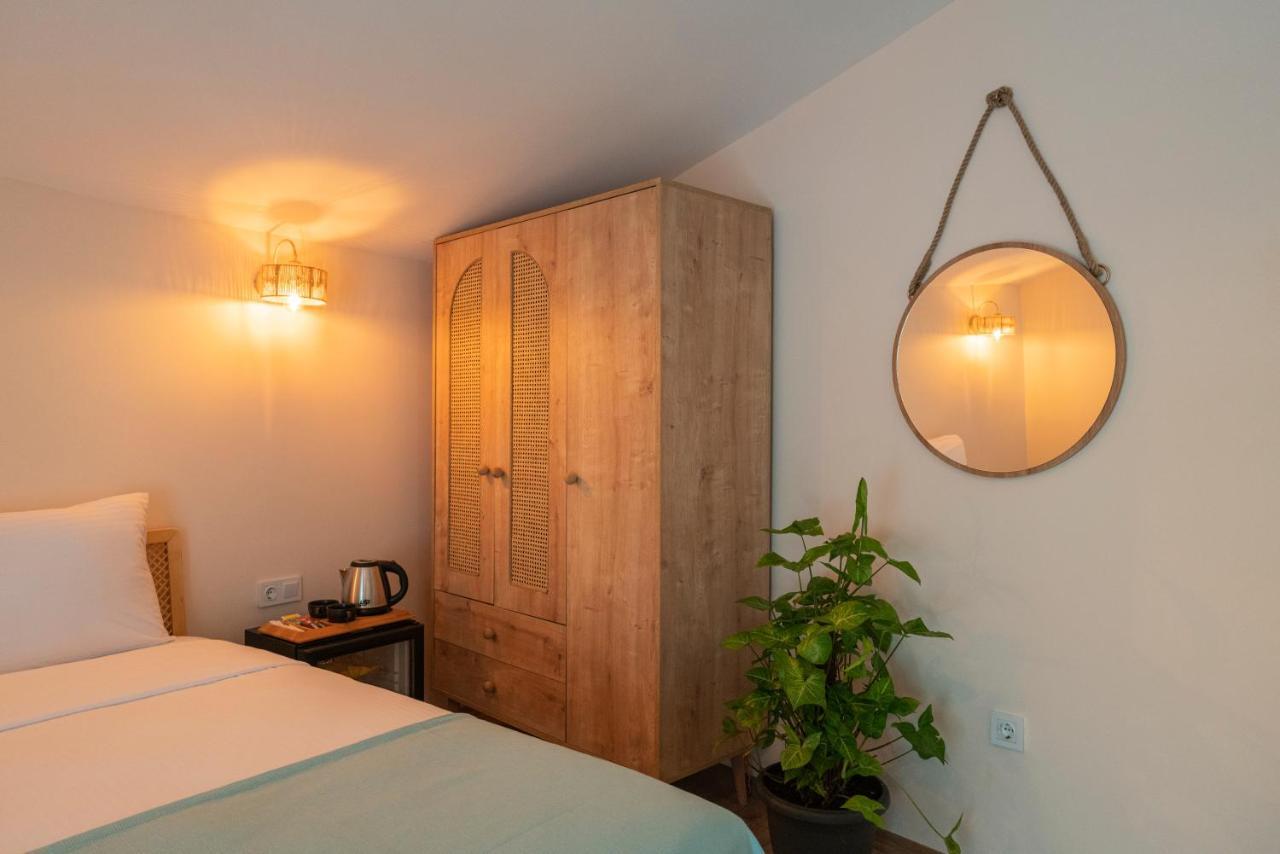 Aya Butik Otel Adalar Exteriör bild