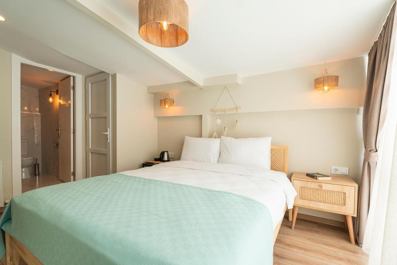 Aya Butik Otel Adalar Exteriör bild
