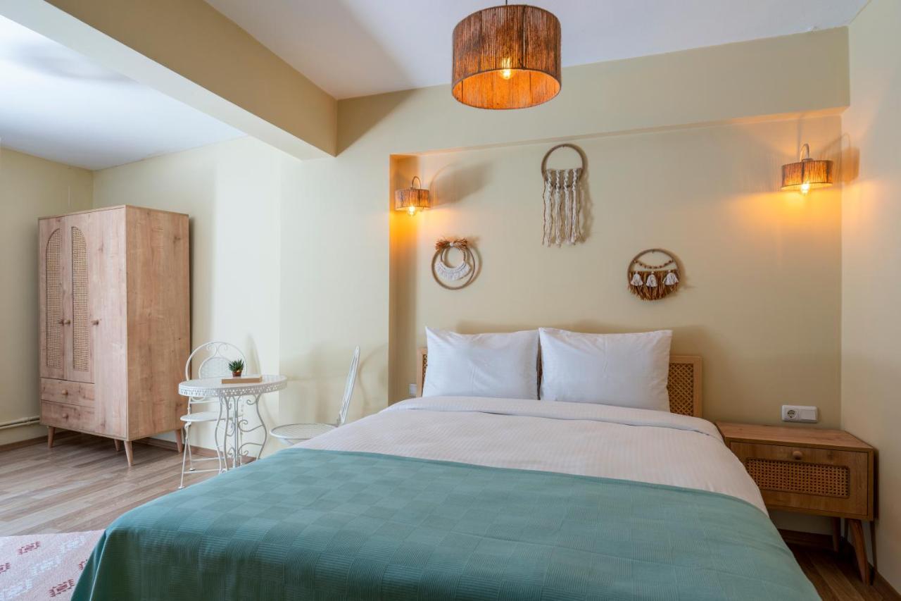 Aya Butik Otel Adalar Exteriör bild