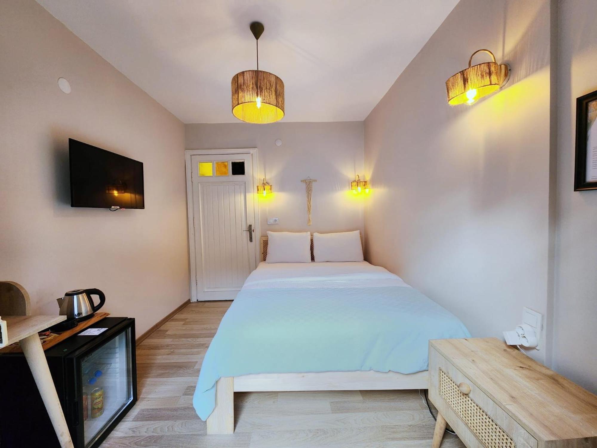 Aya Butik Otel Adalar Exteriör bild
